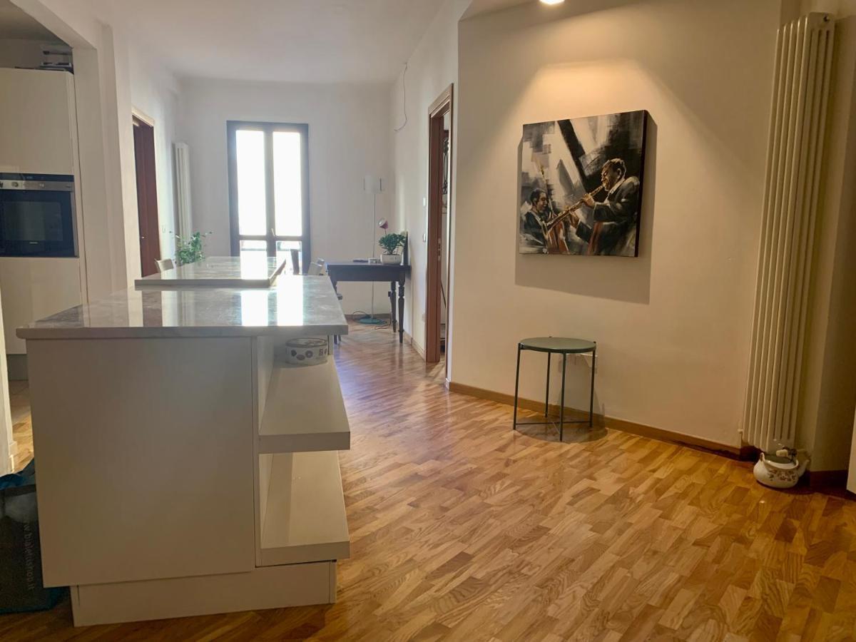 Loft Del Pratello Apartamento Bolonha Exterior foto
